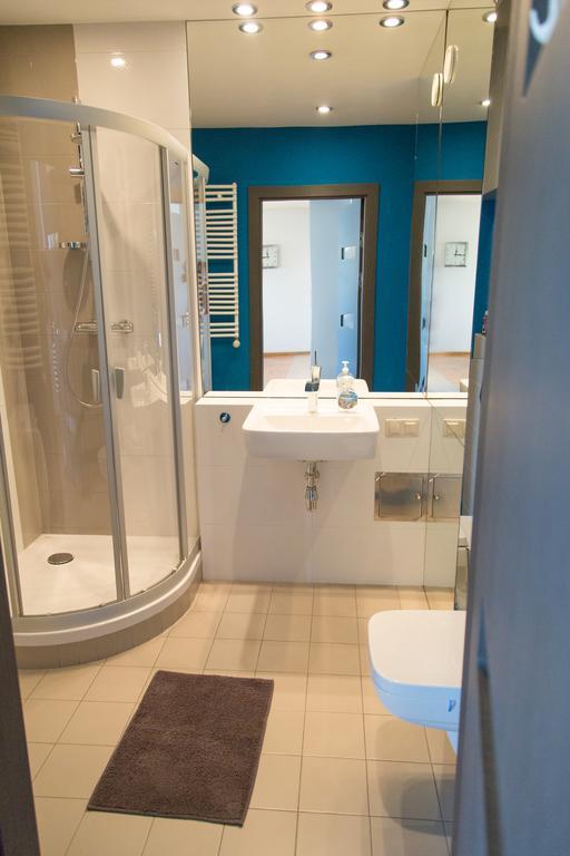 Modern Apartment In City Center 크라쿠프 외부 사진
