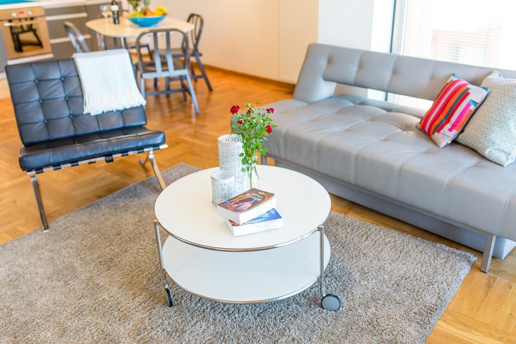Modern Apartment In City Center 크라쿠프 외부 사진